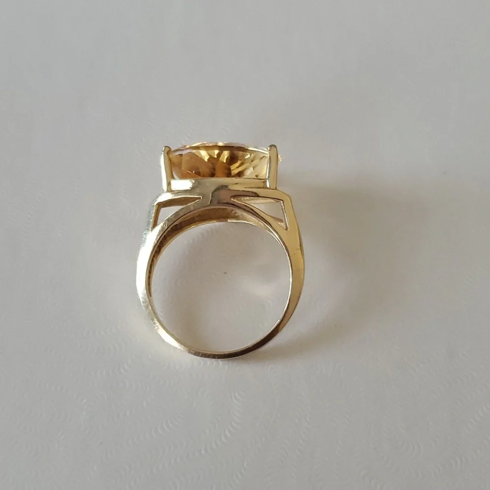 Vintage, 4ct. Citrine & 14kt Gold Ring - Picture 5 of 6